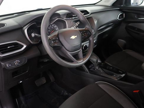 Used 2021 Chevrolet TrailBlazer LS image 25