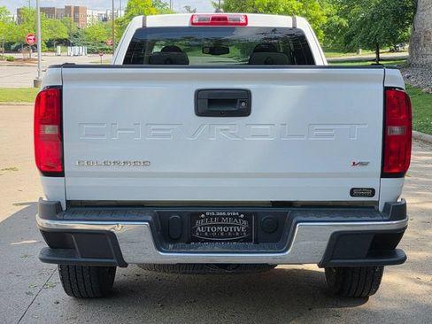 Used 2022 Chevrolet Colorado W/T w/ WT Convenience Package RWD image 7