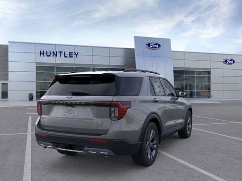 New 2026 Ford Explorer Active image 8
