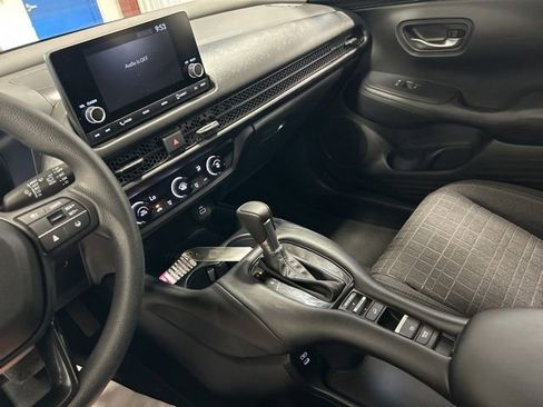 Certified 2024 Honda HR-V LX image 26