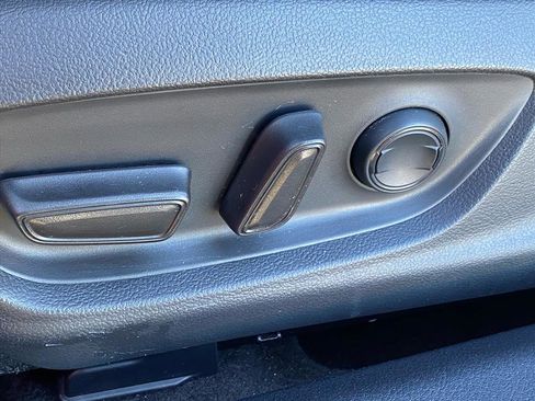 Used 2022 Toyota Camry XSE image 14