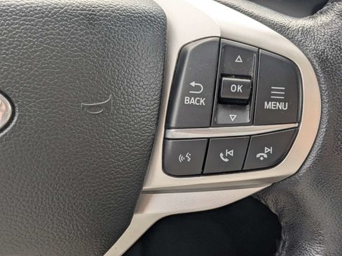 Used 2023 Ford Explorer XLT w/ Equipment Group 202A AWD/4WD image 30