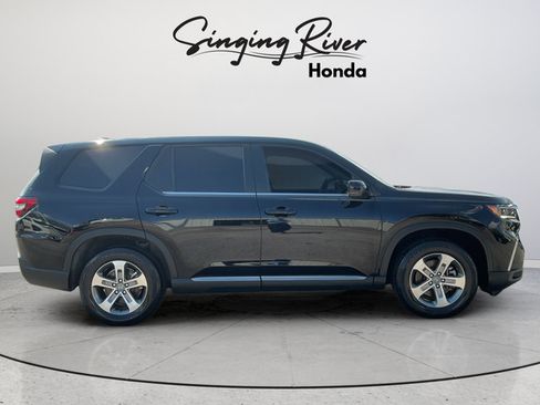 Used 2024 Honda Pilot EX-L image 8