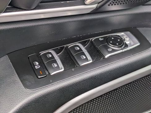Used 2025 Kia Telluride S AWD/4WD image 11
