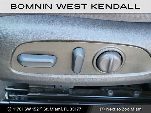 Used 2022 Chevrolet Malibu RS image 12