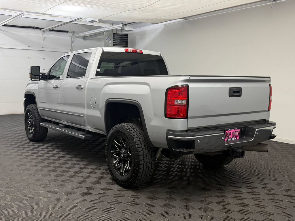 Used 2015 GMC Sierra 2500 SLT w/ Duramax Plus Package AWD/4WD image 3