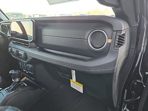 New 2026 Jeep Gladiator Sport image 77