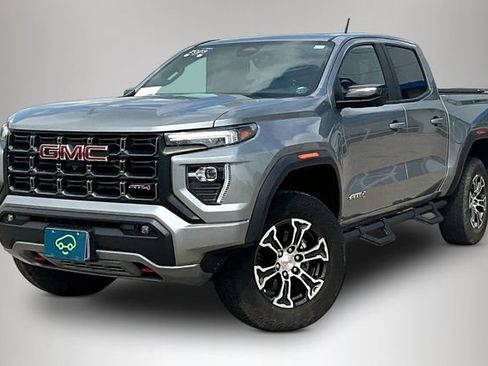 Used 2023 GMC Canyon AT4 w/ AT4 Premium Package AWD/4WD image 3