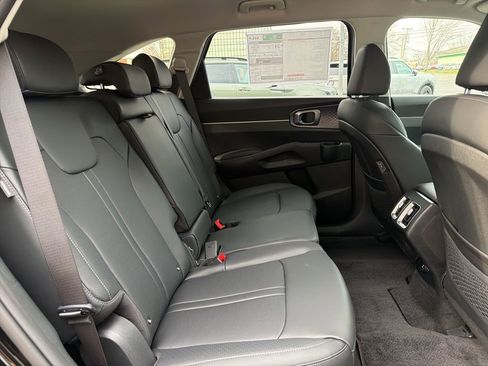 New 2026 Kia Sorento EX image 14