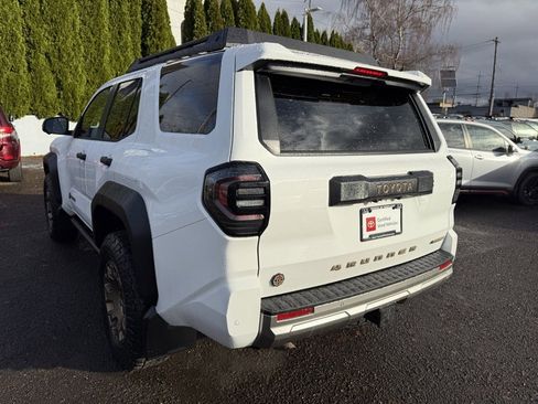Certified 2025 Toyota 4Runner Trailhunter image 6
