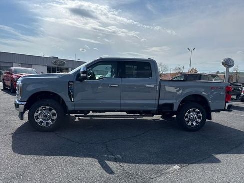New 2026 Ford F350 Lariat w/ Lariat Ultimate Package AWD/4WD image 2