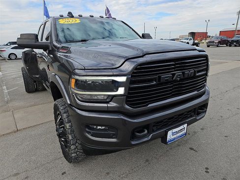 Used 2022 RAM 3500 Laramie w/ Night Edition image 11