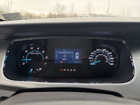 Used 2018 Ford Taurus SEL image 42