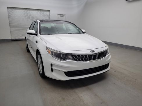 Used 2016 Kia Optima EX w/ Premium Package image 14