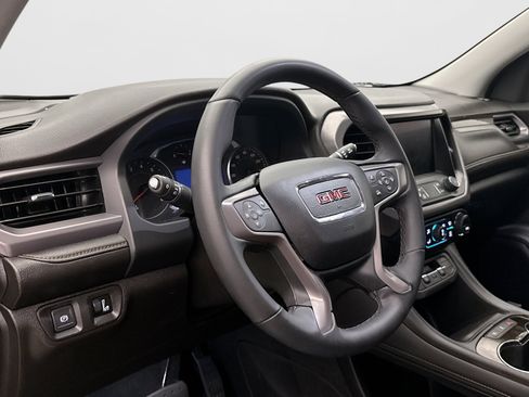 Used 2023 GMC Acadia AT4 AWD/4WD image 7
