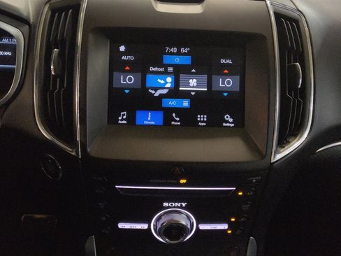 Used 2018 Ford Edge Sport image 25