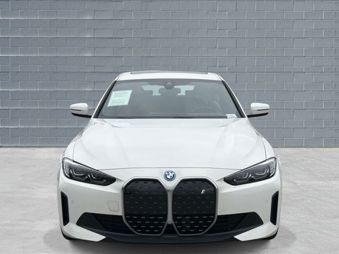 Used 2023 BMW i4 eDrive40 RWD image 2