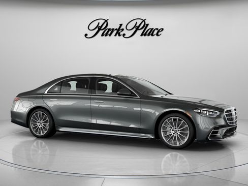 New 2026 Mercedes-Benz S 580 4MATIC Sedan image 30