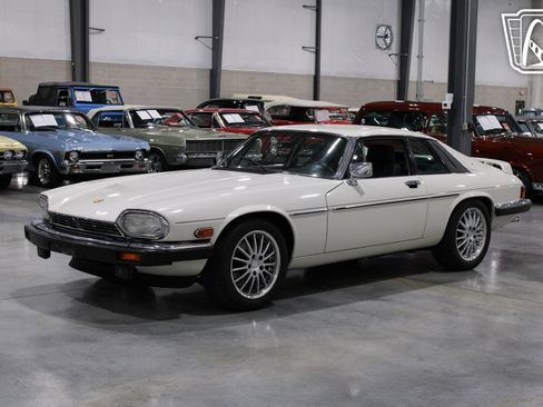 Used 1991 Jaguar XJS V12 image 12