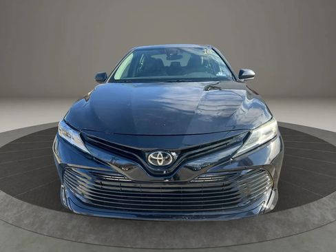 Used 2020 Toyota Camry LE FWD image 2