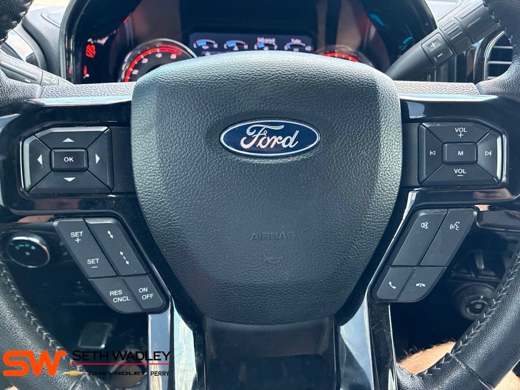 Used 2021 Ford F250 Lariat w/ Lariat Ultimate Package AWD/4WD image 17