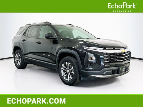 Used 2025 Chevrolet Equinox LT w/ Convenience Package II image 1