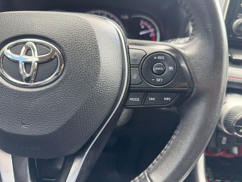 Used 2020 Toyota RAV4 TRD Off-Road AWD/4WD image 32