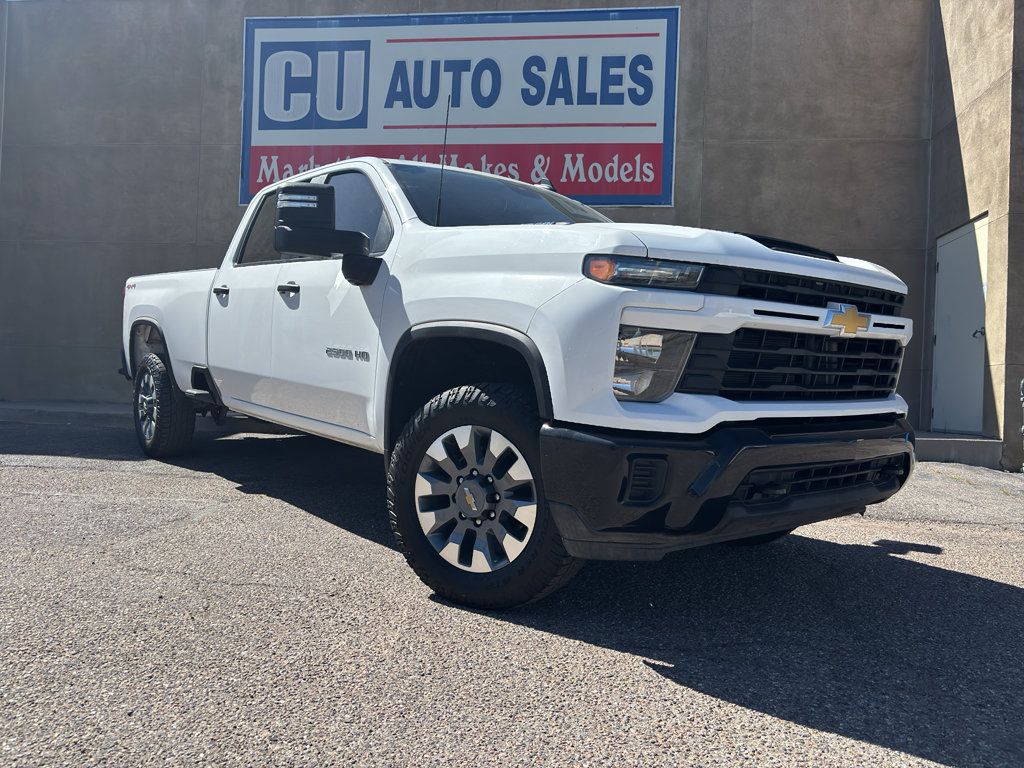Used 2024 Chevrolet Silverado 2500 Custom w/ Custom Value Package AWD/4WD image 1