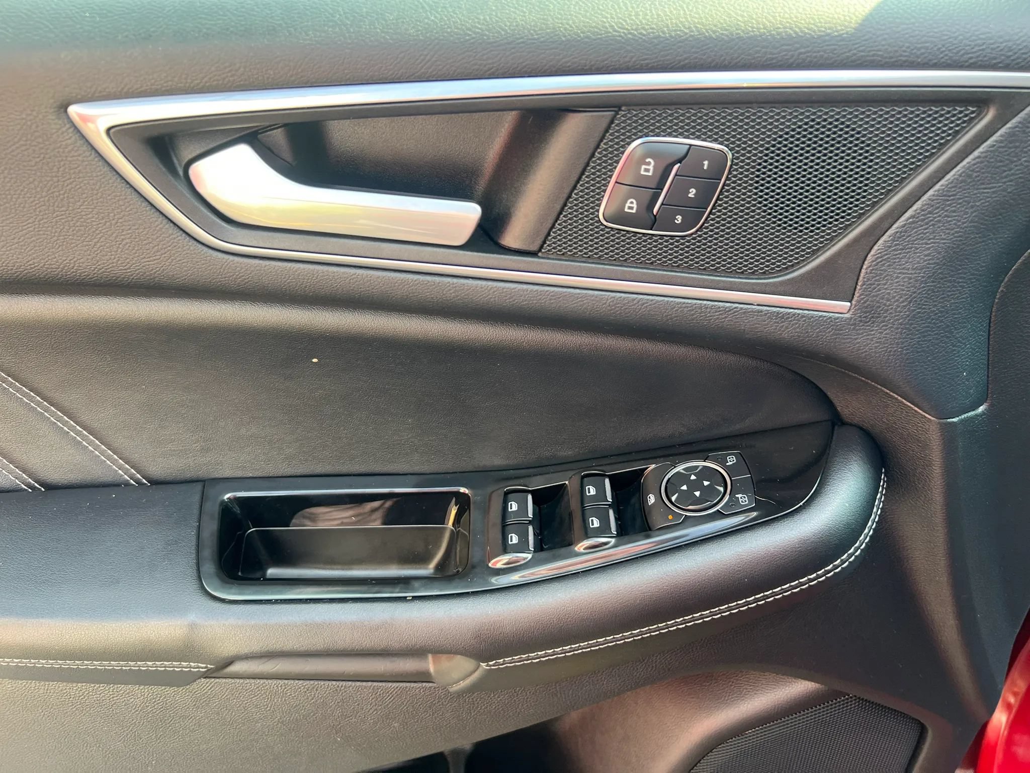 Used 2015 Ford Edge Sport w/ Equipment Group 401A AWD/4WD image 12