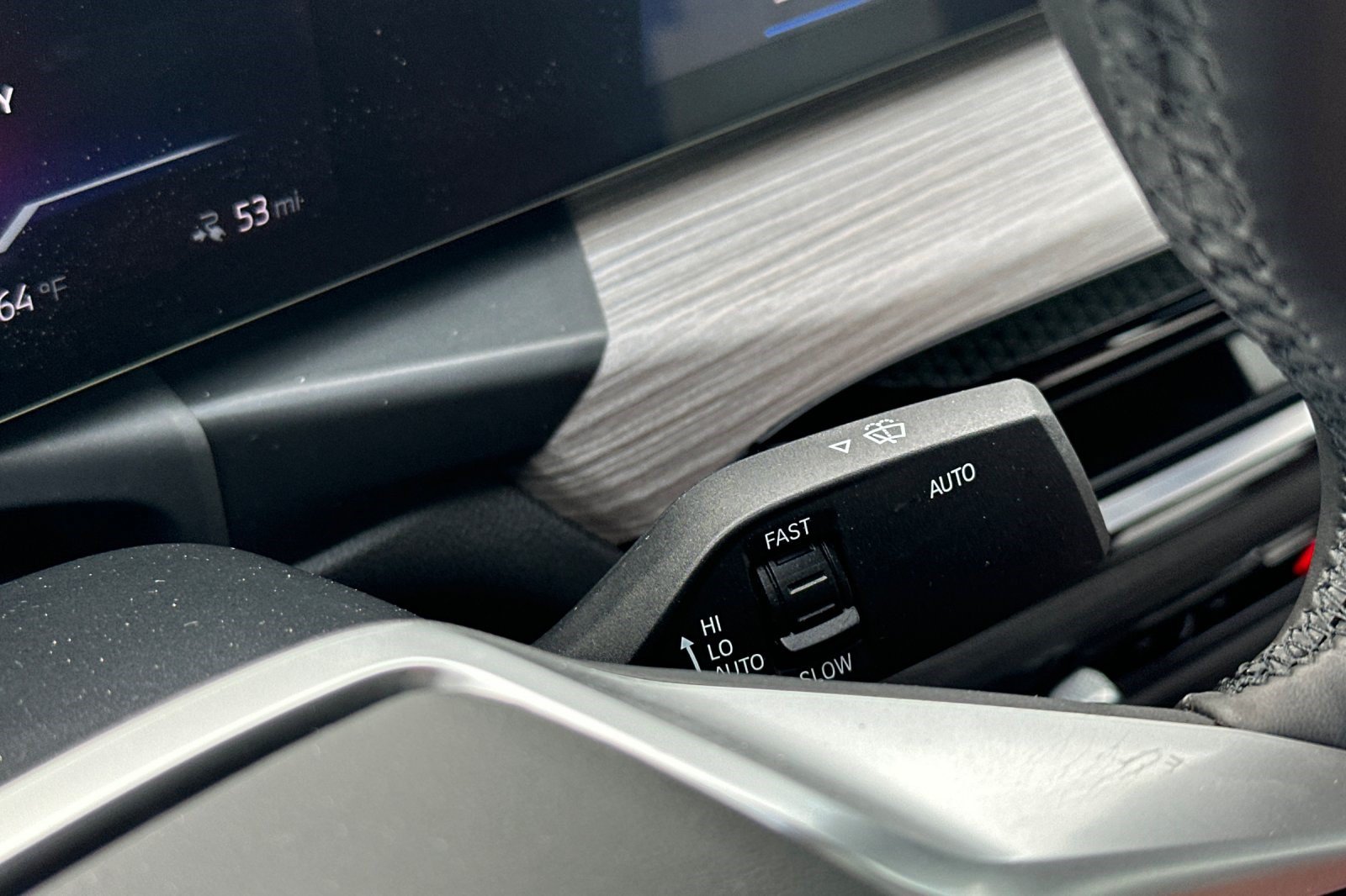 Used 2025 BMW i4 eDrive40 w/ Premium Package RWD image 34