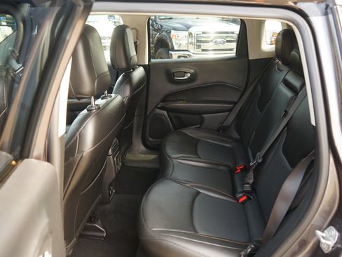 Used 2021 Jeep Compass Limited AWD/4WD image 14