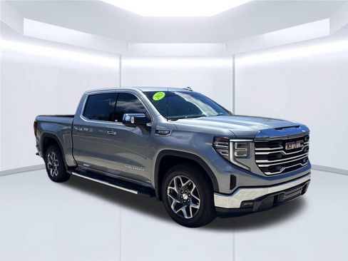 Used 2023 GMC Sierra 1500 SLT w/ SLT Premium Package RWD image 6