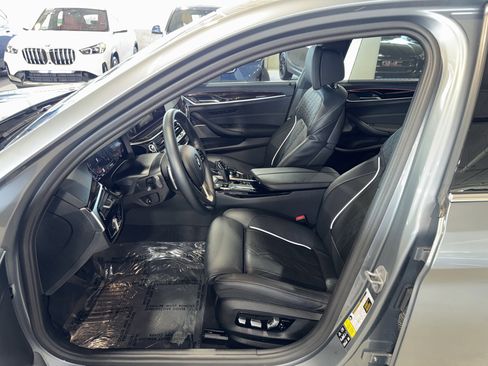 Used 2023 BMW 540i xDrive w/ Executive Package AWD/4WD image 19
