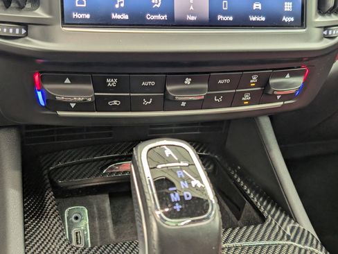 Used 2022 Maserati Levante Modena image 21