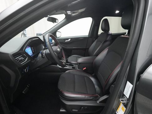 Used 2023 Ford Escape ST-Line w/ Tech Pack #1 image 7