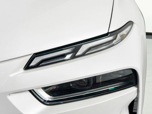 Used 2023 BMW X7 xDrive40i w/ Premium Package image 25