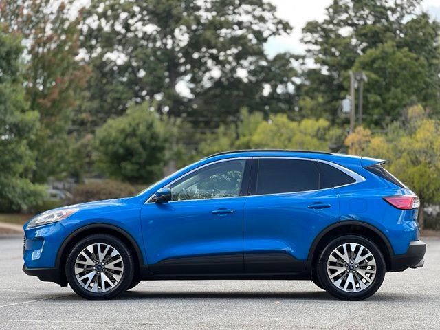 Used 2020 Ford Escape Titanium AWD/4WD image 8