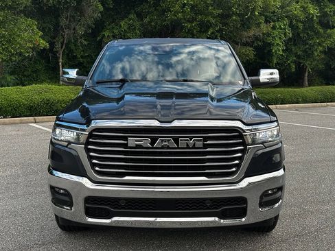 Used 2026 RAM 1500 Laramie AWD/4WD image 8
