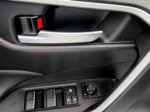 Certified 2025 Toyota RAV4 XLE AWD/4WD image 23