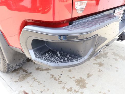 Used 2021 Chevrolet Silverado 1500 LT Trail Boss w/ Convenience Package II image 31