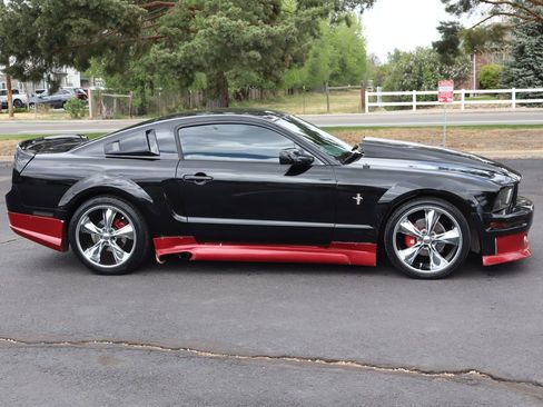 Used 2007 Ford Mustang Coupe RWD image 3