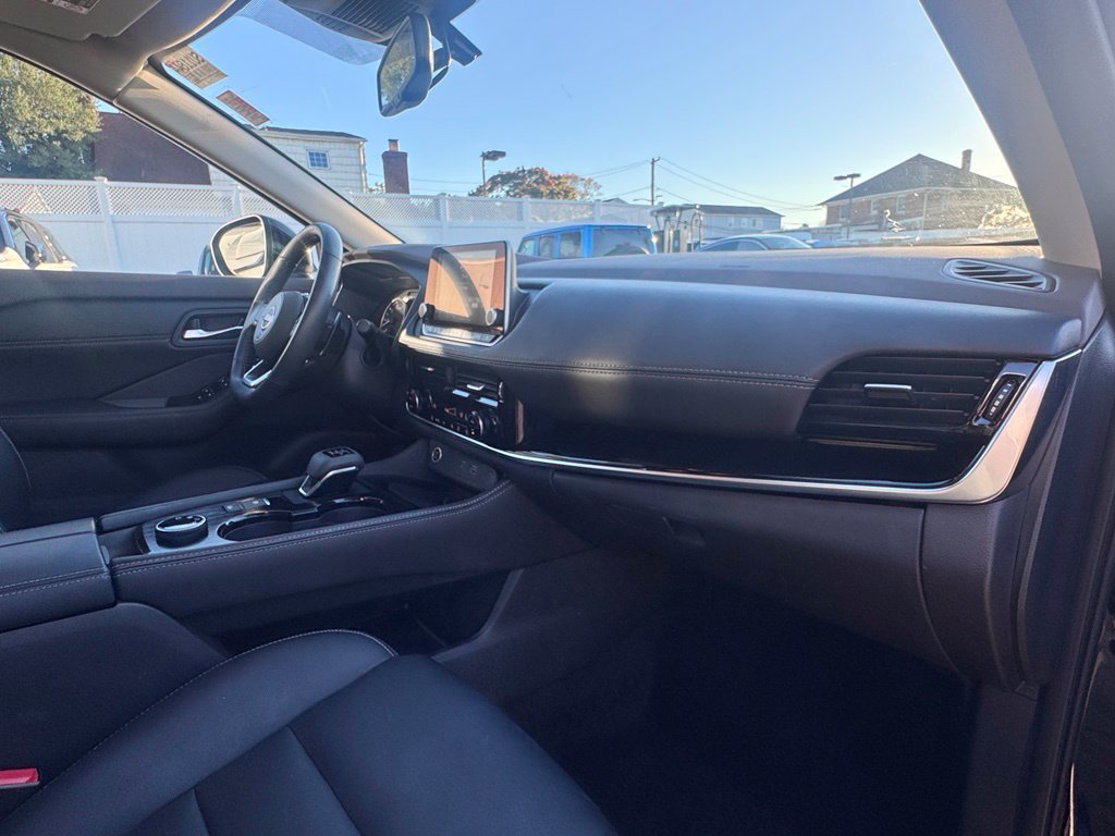 Used 2023 Nissan Rogue SL AWD/4WD image 18
