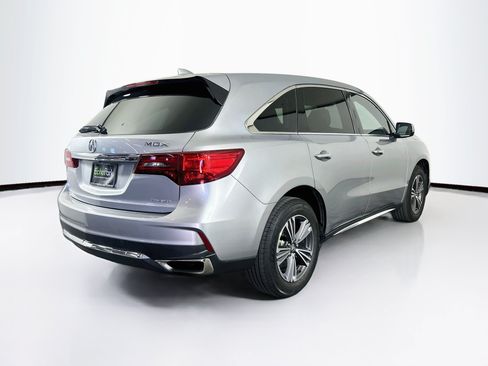 Used 2017 Acura MDX SH-AWD image 9