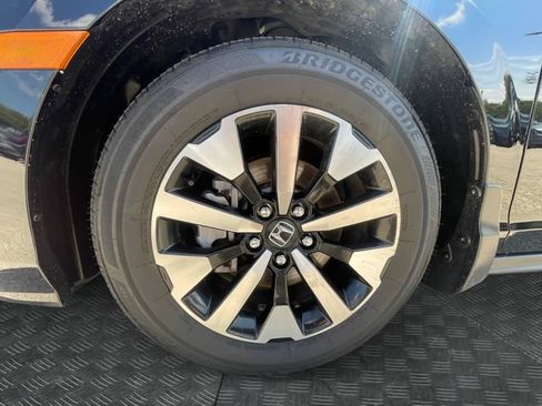 Used 2026 Honda Odyssey EX-L image 13
