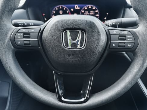 Used 2025 Honda Accord SE image 17