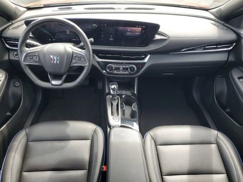Used 2024 Buick Envista Sport Touring w/ Convenience I Package FWD image 25