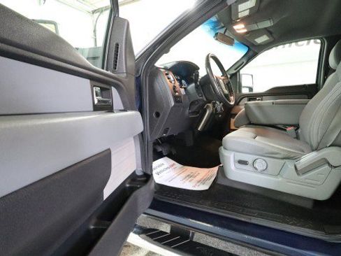 Used 2014 Ford F150 XLT w/ Equipment Group 302A Luxury AWD/4WD image 9