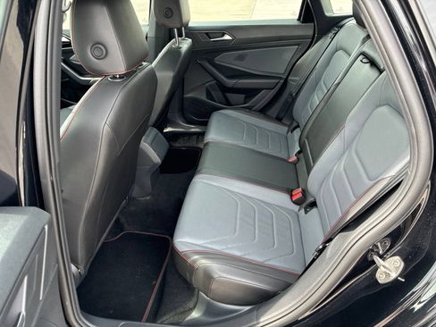 Used 2025 Volkswagen Jetta GLI Autobahn FWD image 11