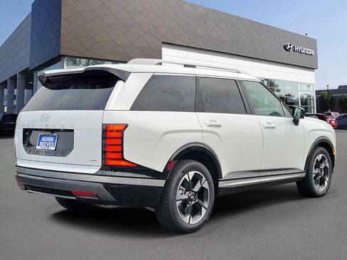 New 2026 Hyundai Palisade Limited image 2