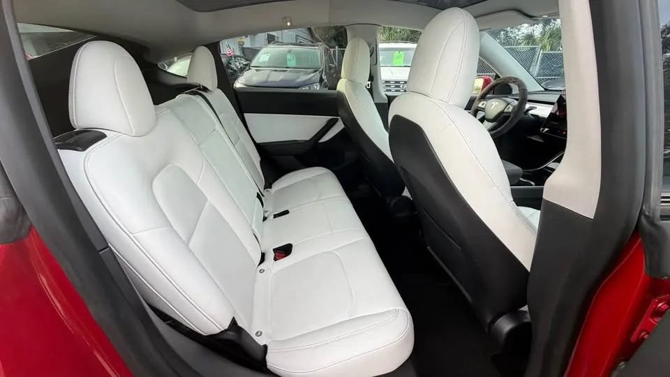 Used 2021 Tesla Model Y 2WD image 13